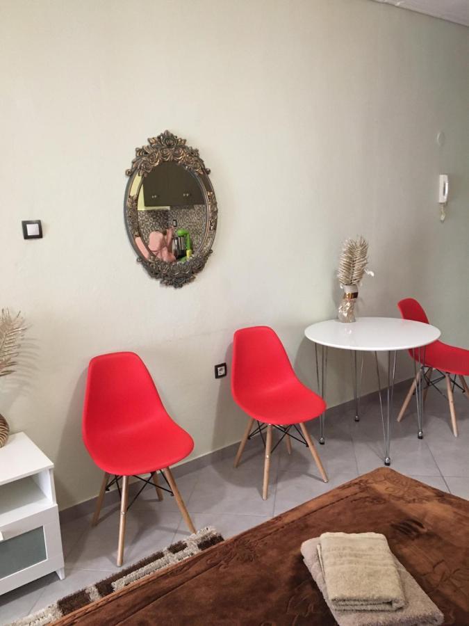 G M 1 Rooms Kentro In The Heart Of The City Larissa Buitenkant foto